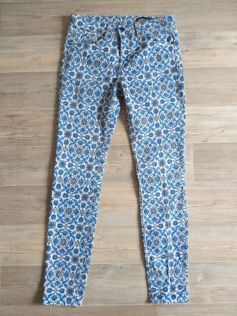ZARA WOMAN Jeans Medium Rise Slim Fit XS (36 EUR)