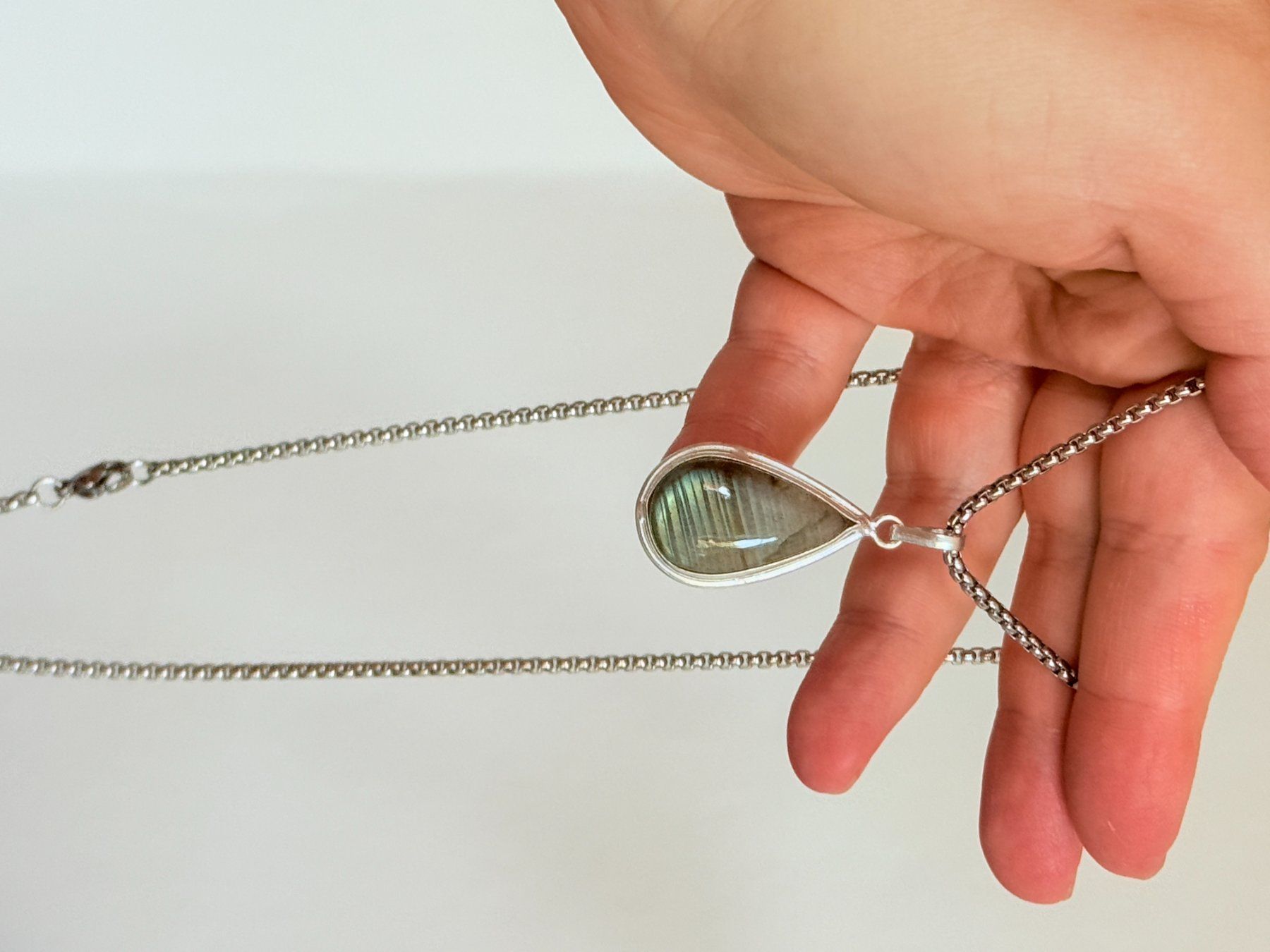 Catenine: Collier labradorite, élégant et tendance ✨ – Nuovo e nell'imballaggio originale da Genève venduto da AWWA 7