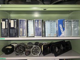 Sammlung Auto-Hifi & Instrumente – Roadstar, Philips, VDO