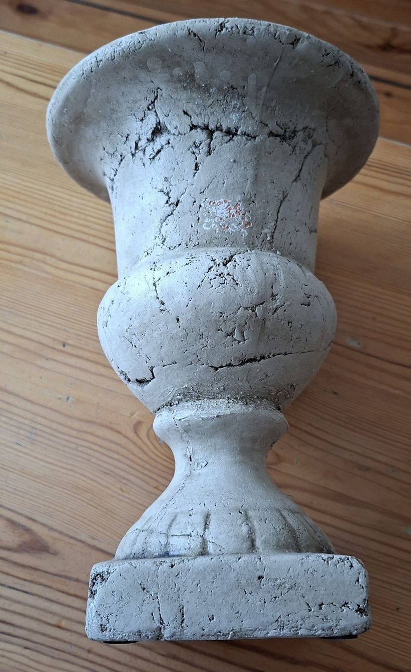 Vasi & Recipienti: Gartenvase, Steinvase, Deko römisch/griechisch – Usato da Dietikon venduto da Rabia 7
