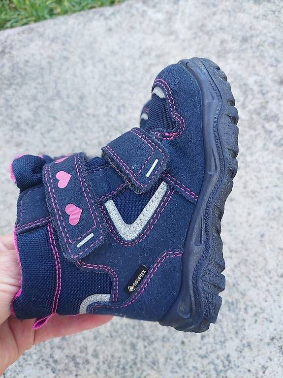 Superfit Schuhe für Mädchen: Superfit Winterschuhe 22 – Gebraucht aus Kerns von miroklee145
