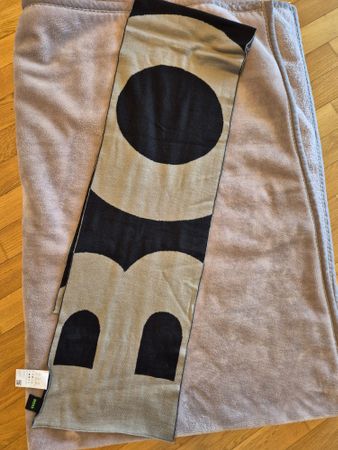 Original BOSS Schal   >NEU<   ideales Herbstaccessoir