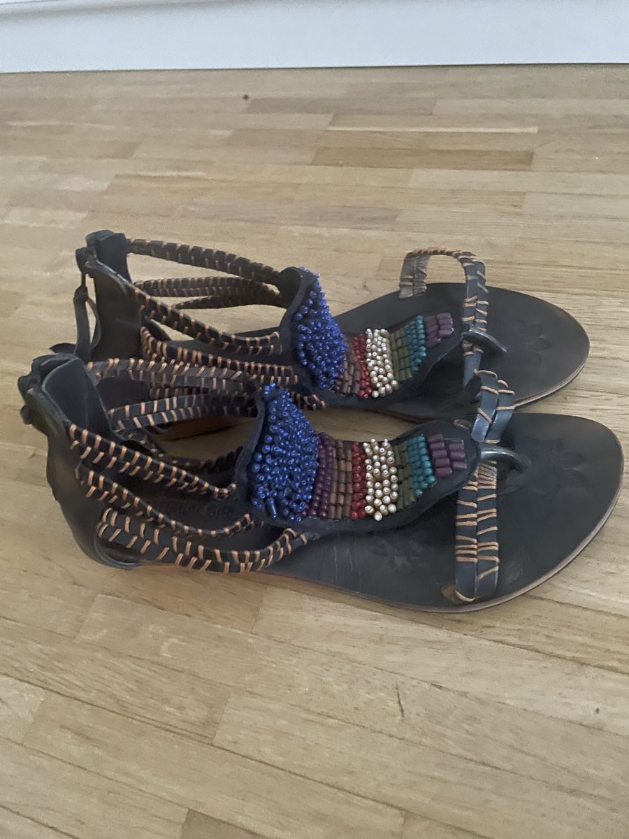 Desigual Damenschuhe: Ledersandalen mit Perlen Gr. 38 Sommer Schuhe – Neu (gemäss Beschreibung) aus Dübendorf von alb_7rn8