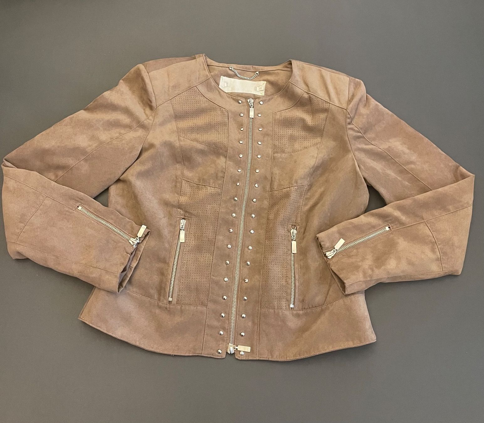 Giacche: Jacke Passwort / Grösse 40 / absolut neuwertig!!! – Usato da Winterthur venduto da LESA1015