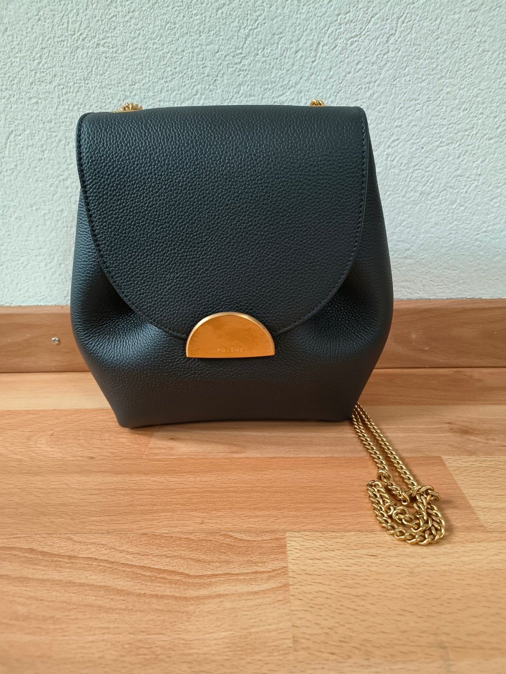 Polène Borse da donna: Polène Tasche Schwarz, neuwertig, ein Hingucker! – Nuovo (secondo la descrizione) da Muri AG venduto da SunkeNagi