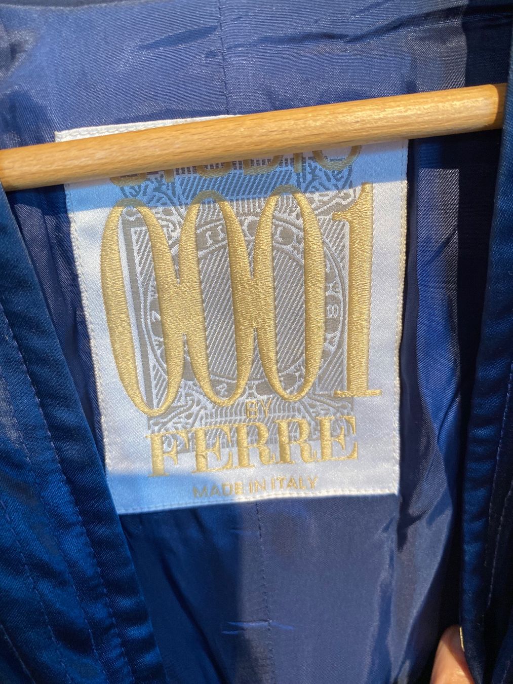 Gianfranco Ferre Giacche: Vintage Jacke Gianfranco Ferre – Nuovo (secondo la descrizione) da Eggersriet venduto da VintageCouture86 1