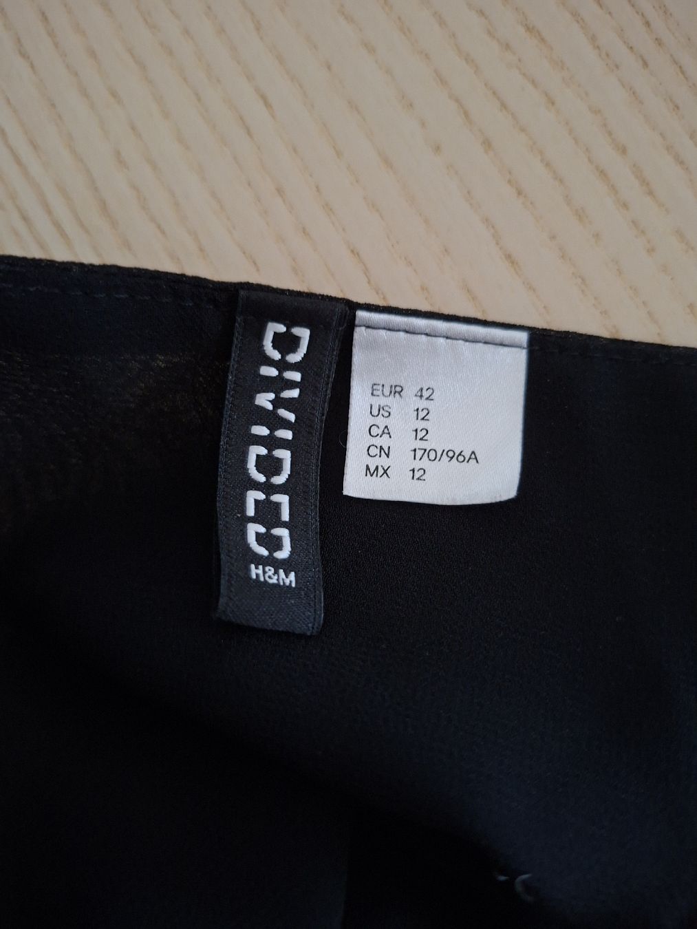 H&M Vestiti: Schwarzes Tullekleid, Grösse 42 – Nuovo (secondo la descrizione) da Meilen venduto da RemyCo. 2