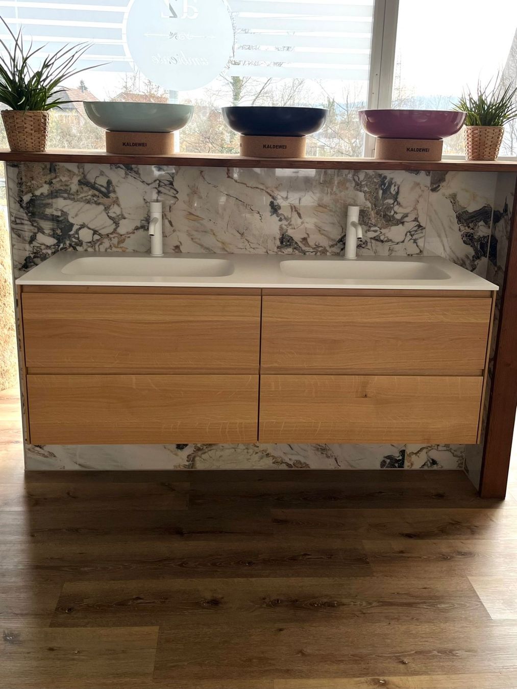 Mobili per bagno: NE13 Badmöbel-Set 140 cm Eiche Premiun und Corian Waschtisch – Nuovo (secondo la descrizione) da Lostorf venduto da AZIMMOHT 1