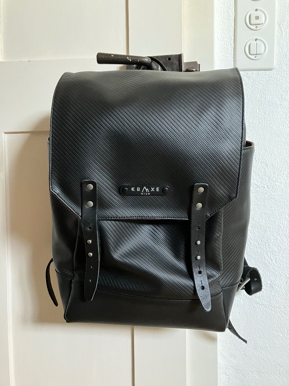 Zaini: Rucksack KRAXE Wien schwarz – Usato da Oetwil am See venduto da Gu_Choki_Paa
