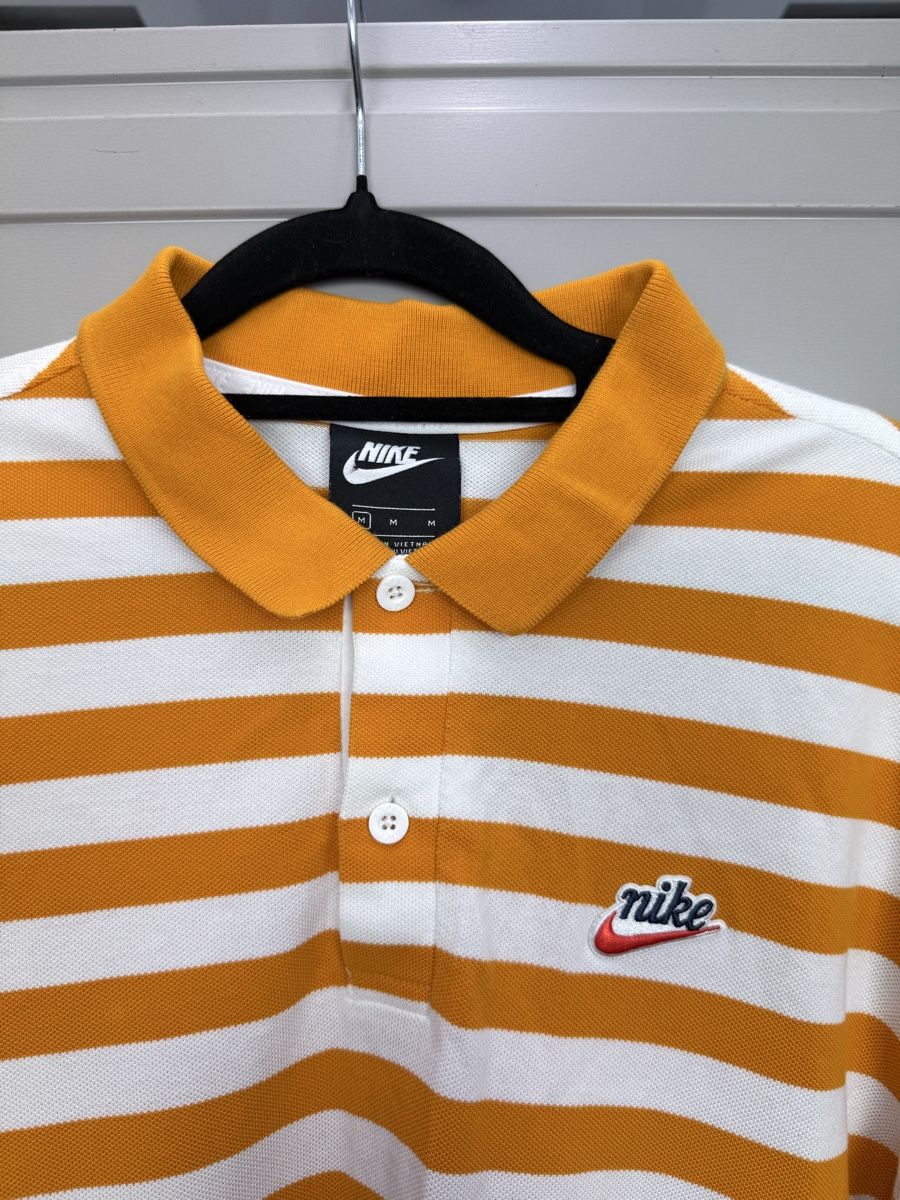 Nike Polo-Shirts: Nike Polo – Gebraucht aus Lausanne von Unehistoiredesapes 1