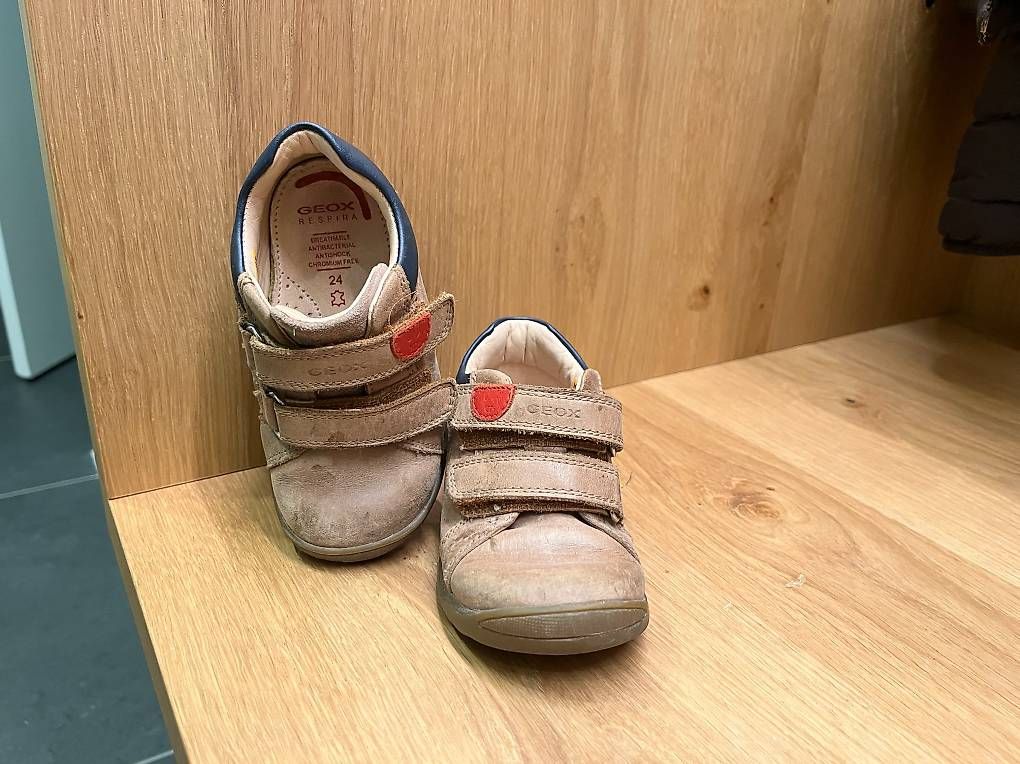Geox Chaussures garçon: Geox Lederhalbschuh - Gr. 24 – D'occasion à Sevelen par JohneL 1
