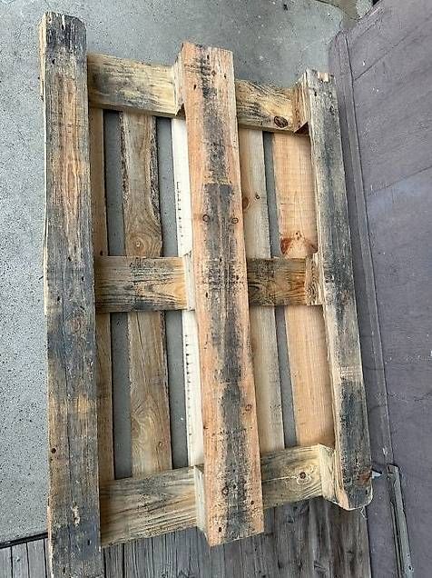 Pallets: Europalette  – Usato da Aarau venduto da Bollaar