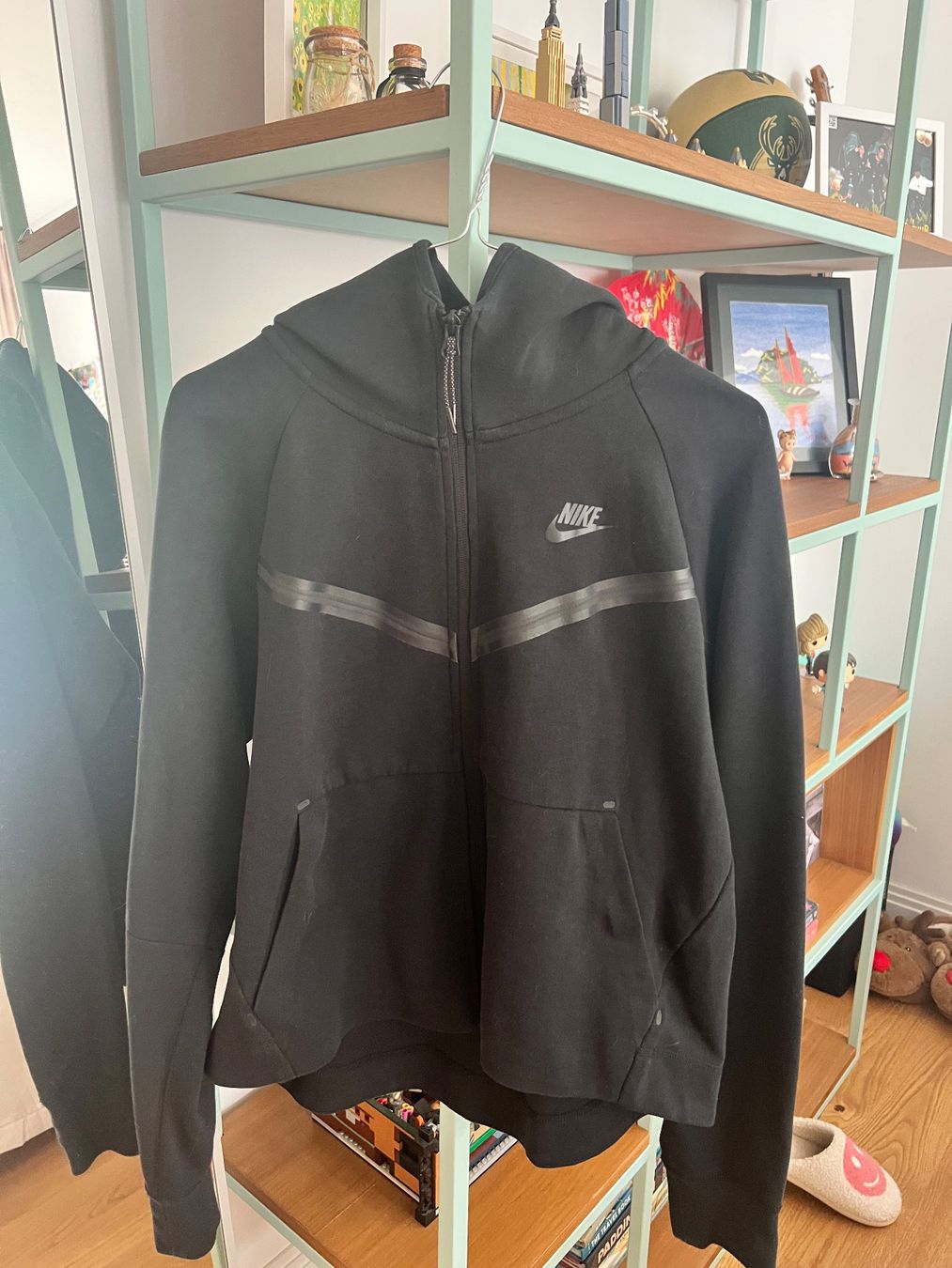 Nike Giacche: Unisex Nike tech zip up – Usato da Zürich venduto da yan_h6r5