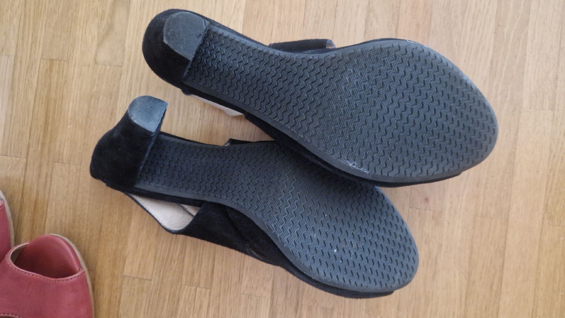 Damenschuhe: CARVELA Sommerschuhe – Gebraucht aus Kriens von Na_Ro 2