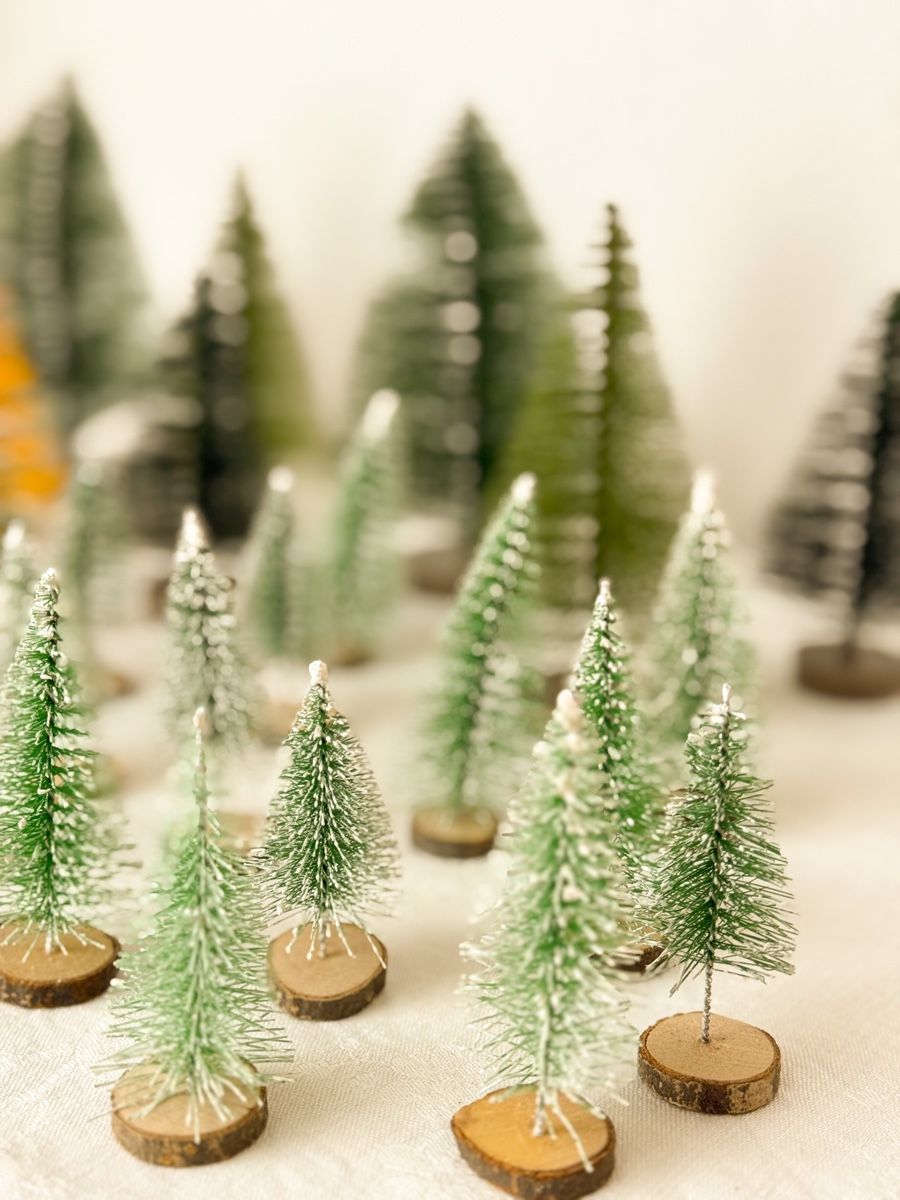 Alle Dekorationen: Winterdorf-Deko: 31 Mini Tannenbäume Set – Gebraucht aus Galmiz von Wichtel25 1