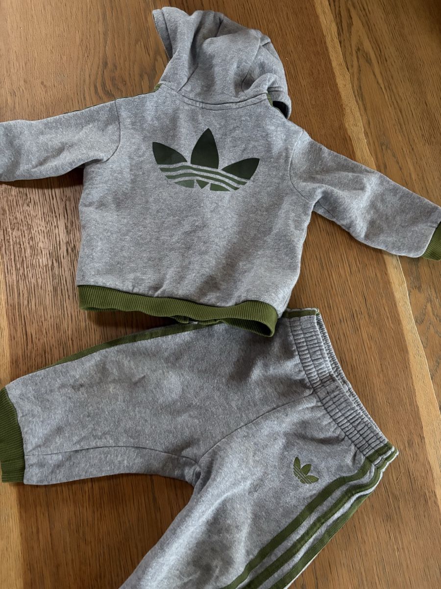 Adidas Lotti & Set di vestiti: Ensemble Adidas – Usato da Lausanne venduto da Soins 1