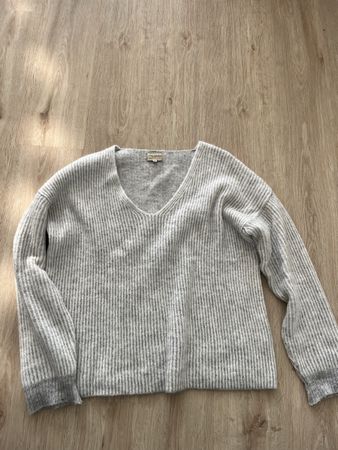 Pullover V-Neck