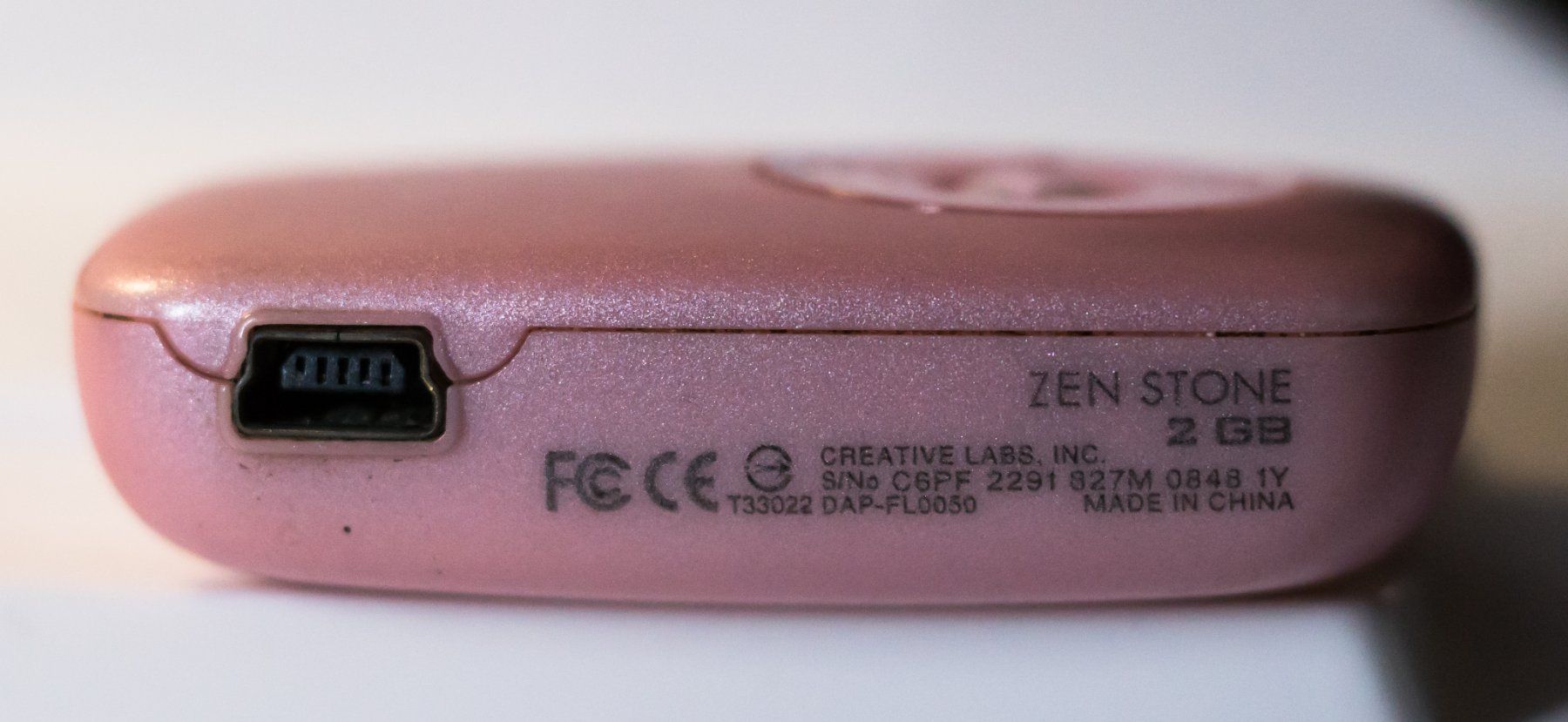 Creative Lettore multimediale portatile: Creative ZEN Stone MP3 Player / Built-in Speaker / 2GB / – Usato da Thörishaus venduto da vintagger 5