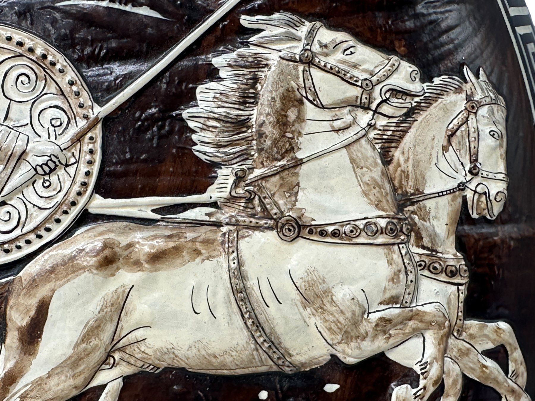 Skulpturen & Statuen: Bas-relief mural en céramique émaillée, Grèce antique – Gebraucht aus Morges von Auct 6