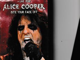 Alice Cooper - Bite your face off live 2012