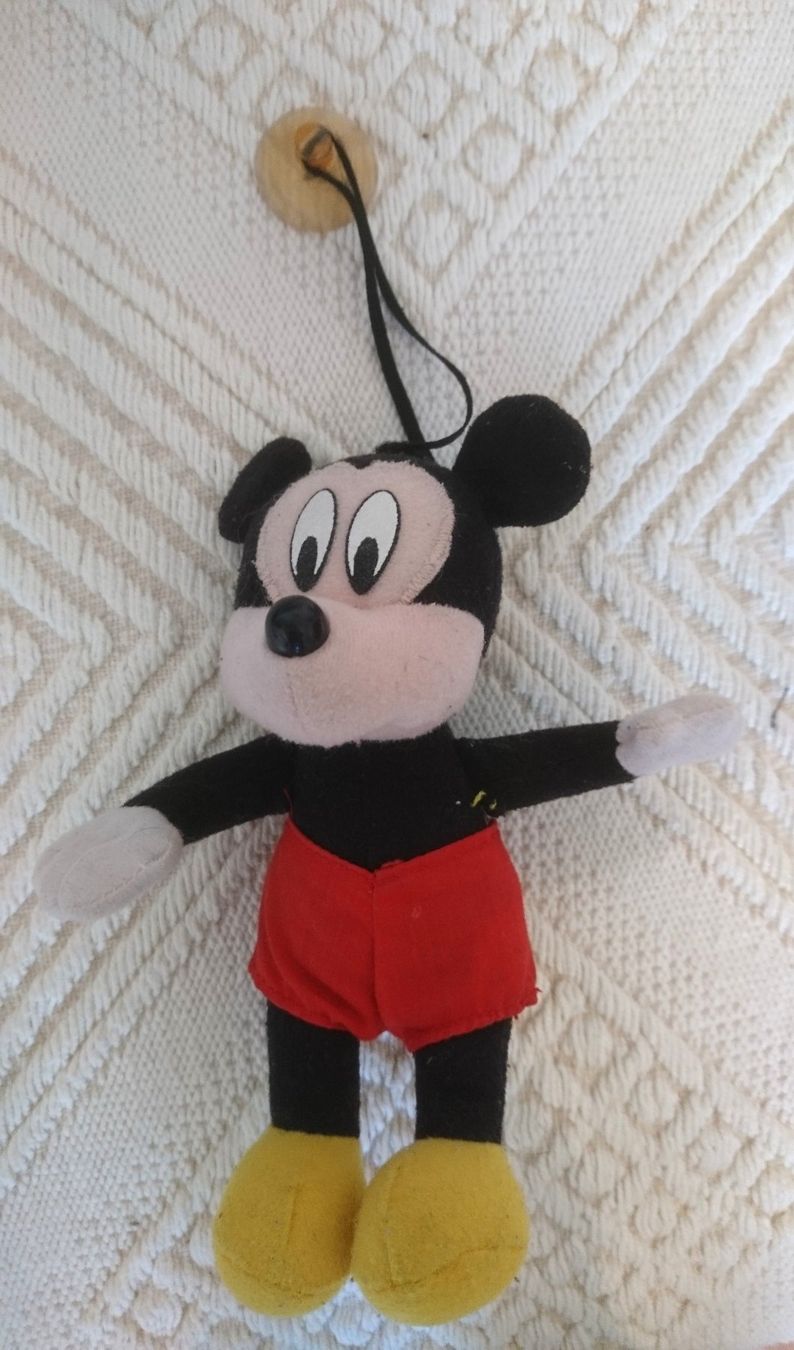 Disney Giocattoli: Micky Mouse Vintage Stofftier-Klassiker – Usato da Schüpfen venduto da ardiphne