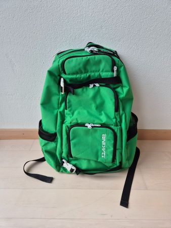 Grüner DAKINE Rucksack für Schule & Sport