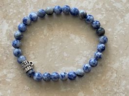 Perlenarmband blau mit Metallelement guter Zustand