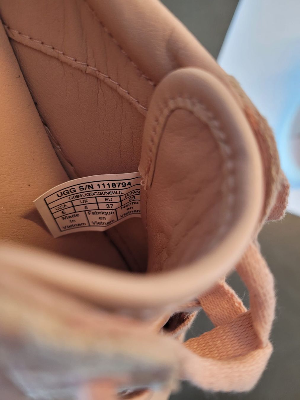 Ugg Damenschuhe: UGG Sneaker Damen Gr. 37, Zartrosa, NEU – Neu und originalverpackt aus Basel von sep_sn6x 2