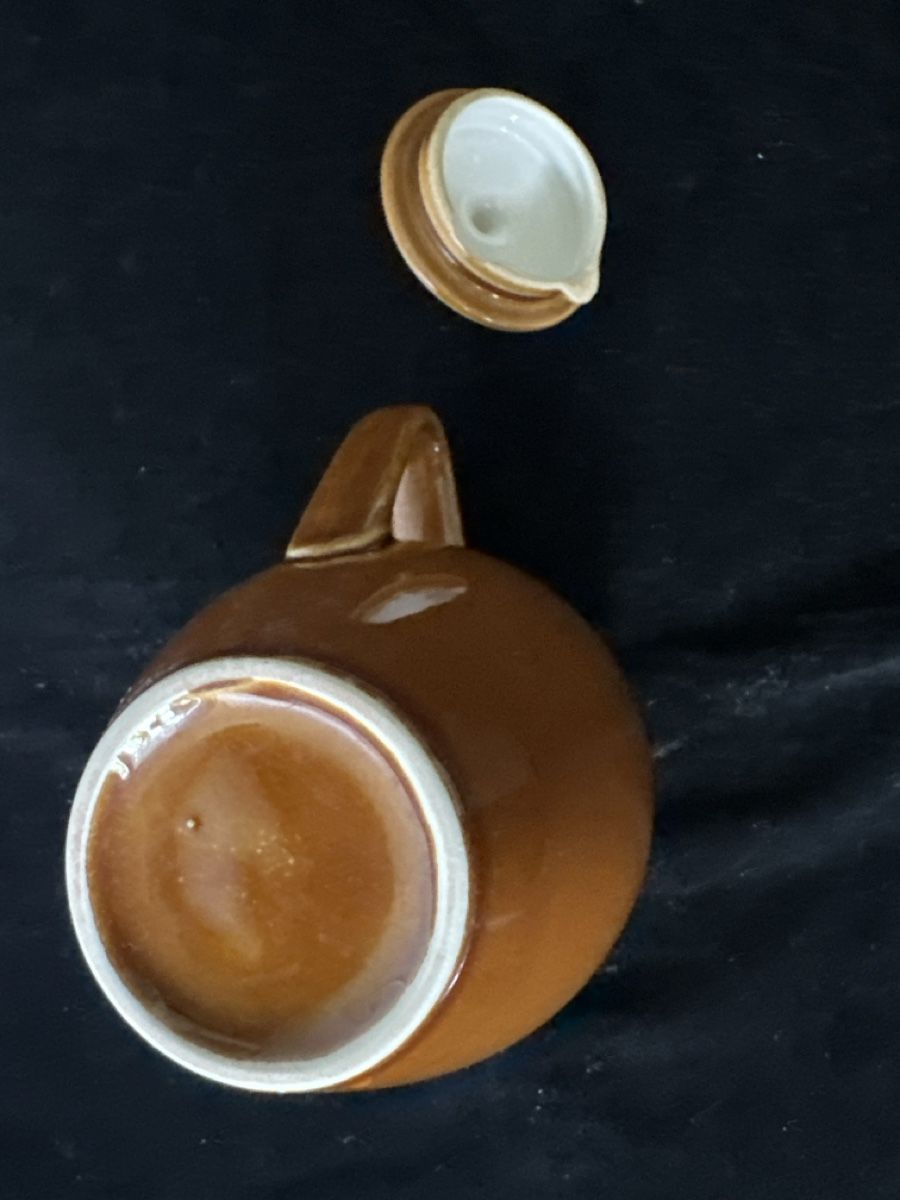 Rössler Caraffe: Brauner Rössler Wasser-Krug mit Deckel. 0,8 Liter – Difettoso da Zürich venduto da Chaeffeler 3