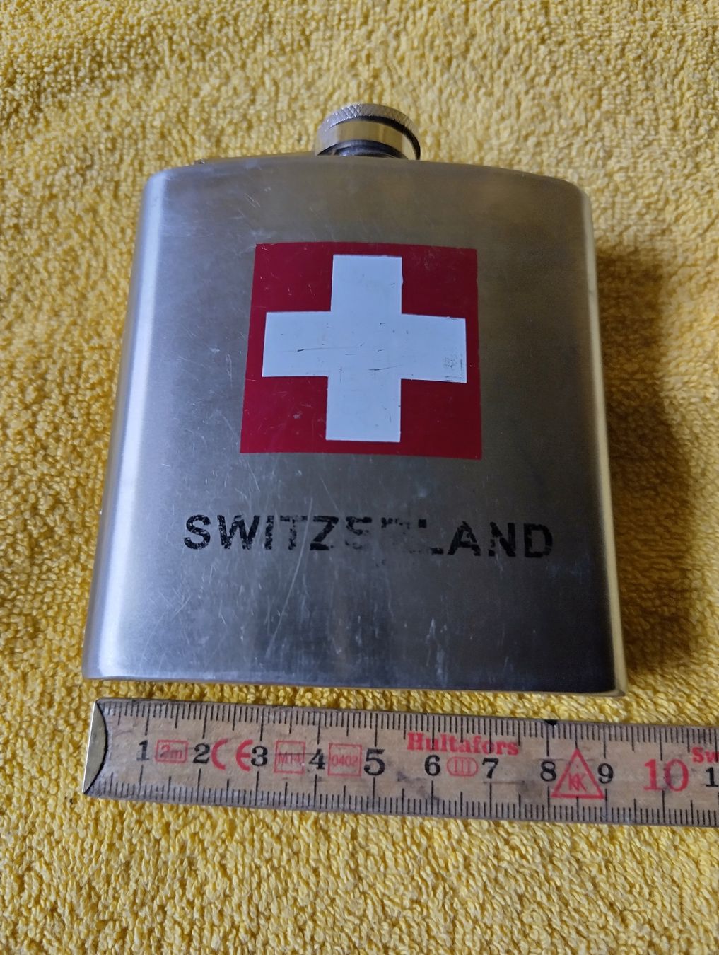 Autres: Schweizer Flachmann mit Schweizerkreuz. – D'occasion à Uetendorf par hof_2rmq
