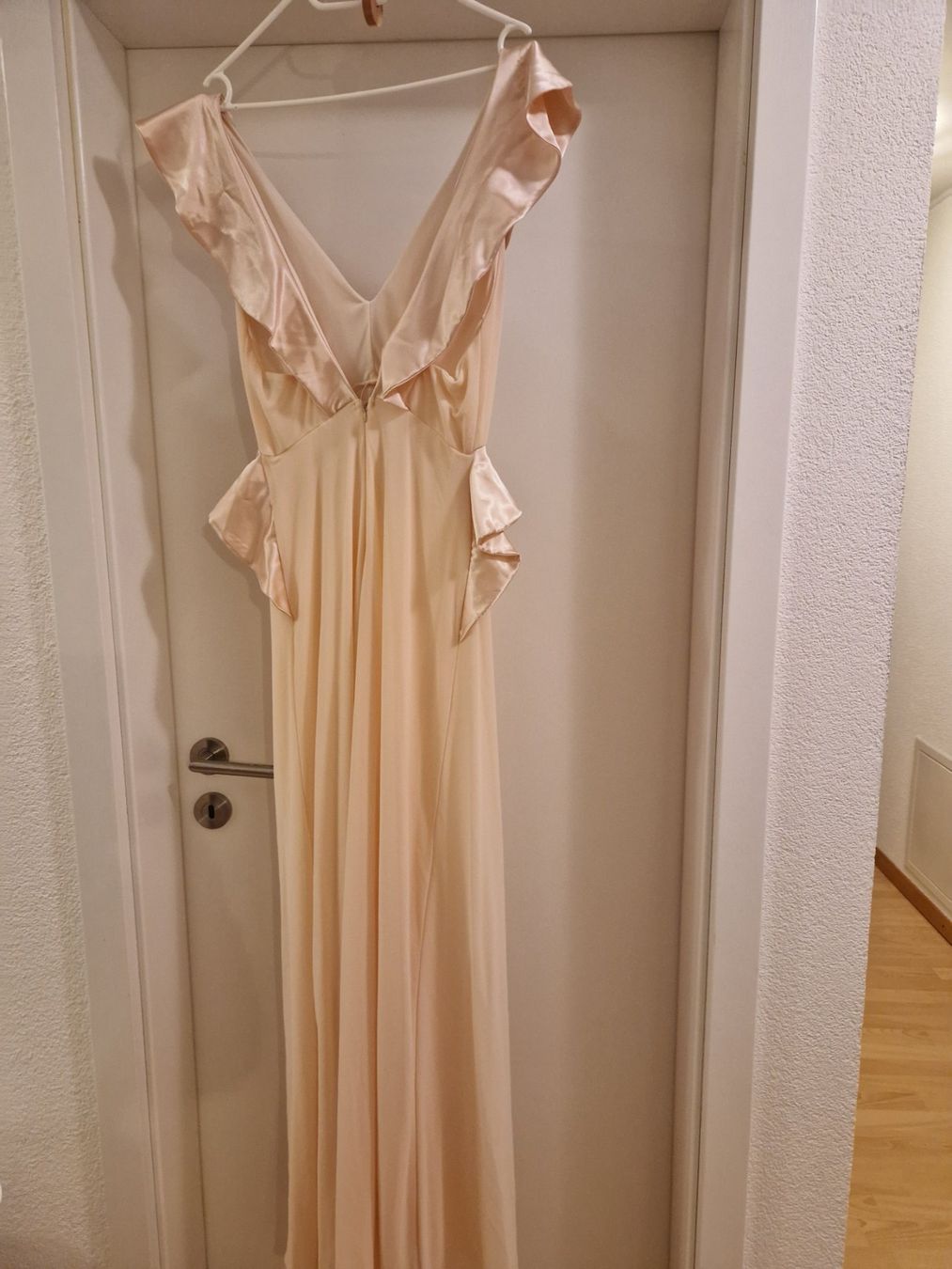 Vestiti: Abendkleid 38 – Usato da Kefikon TG venduto da Livline 3