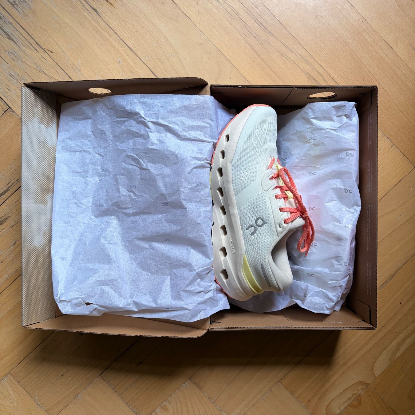 On Chaussures femmes: On Cloudrunner 3 – Neuf (Voir description) à Zürich par eli_m 1