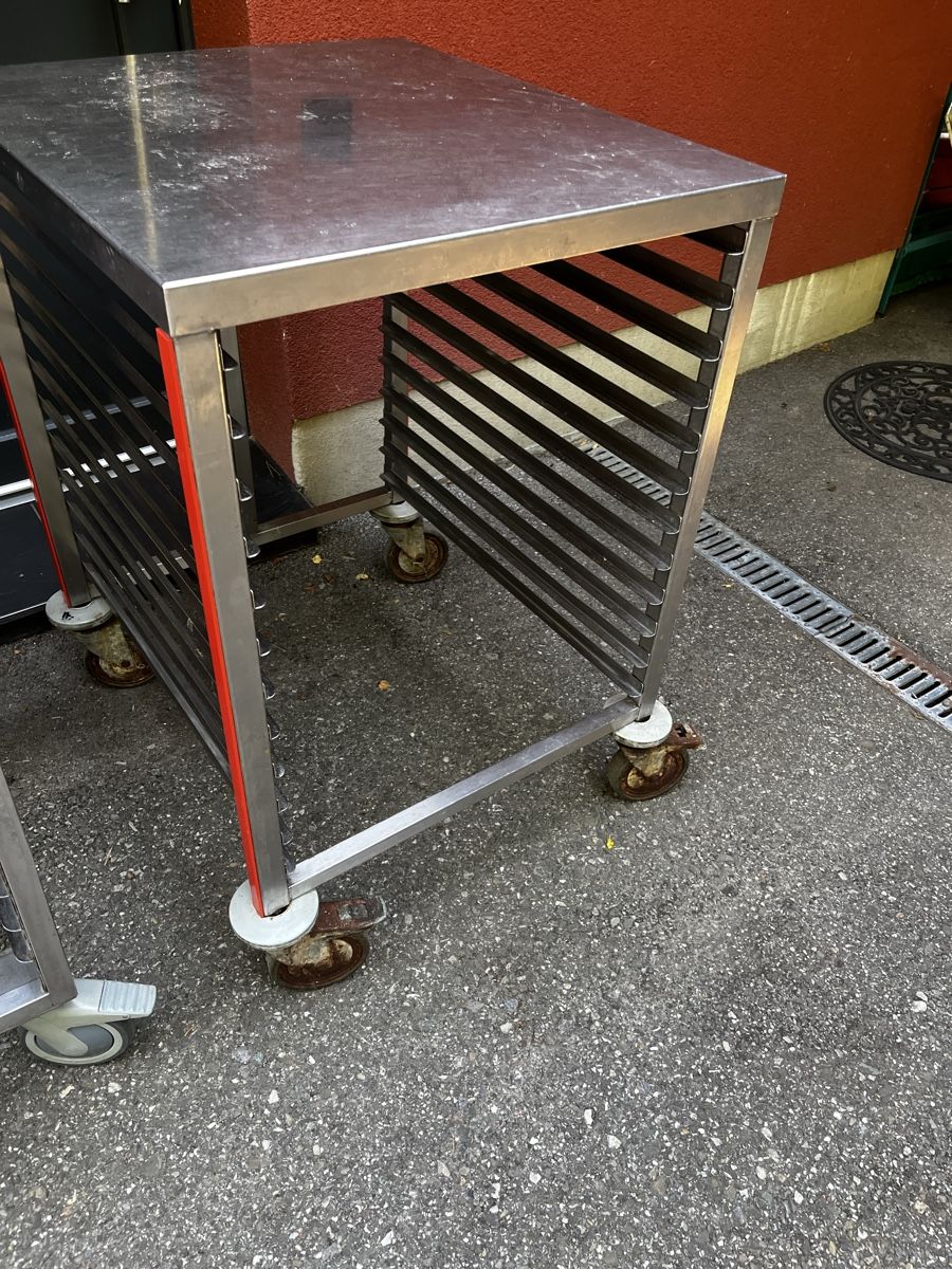 Cucine complete: 2 x 2/1 Regalwagen mit je 12 Einschüben  – Usato da Dittingen venduto da Cervolino77 4