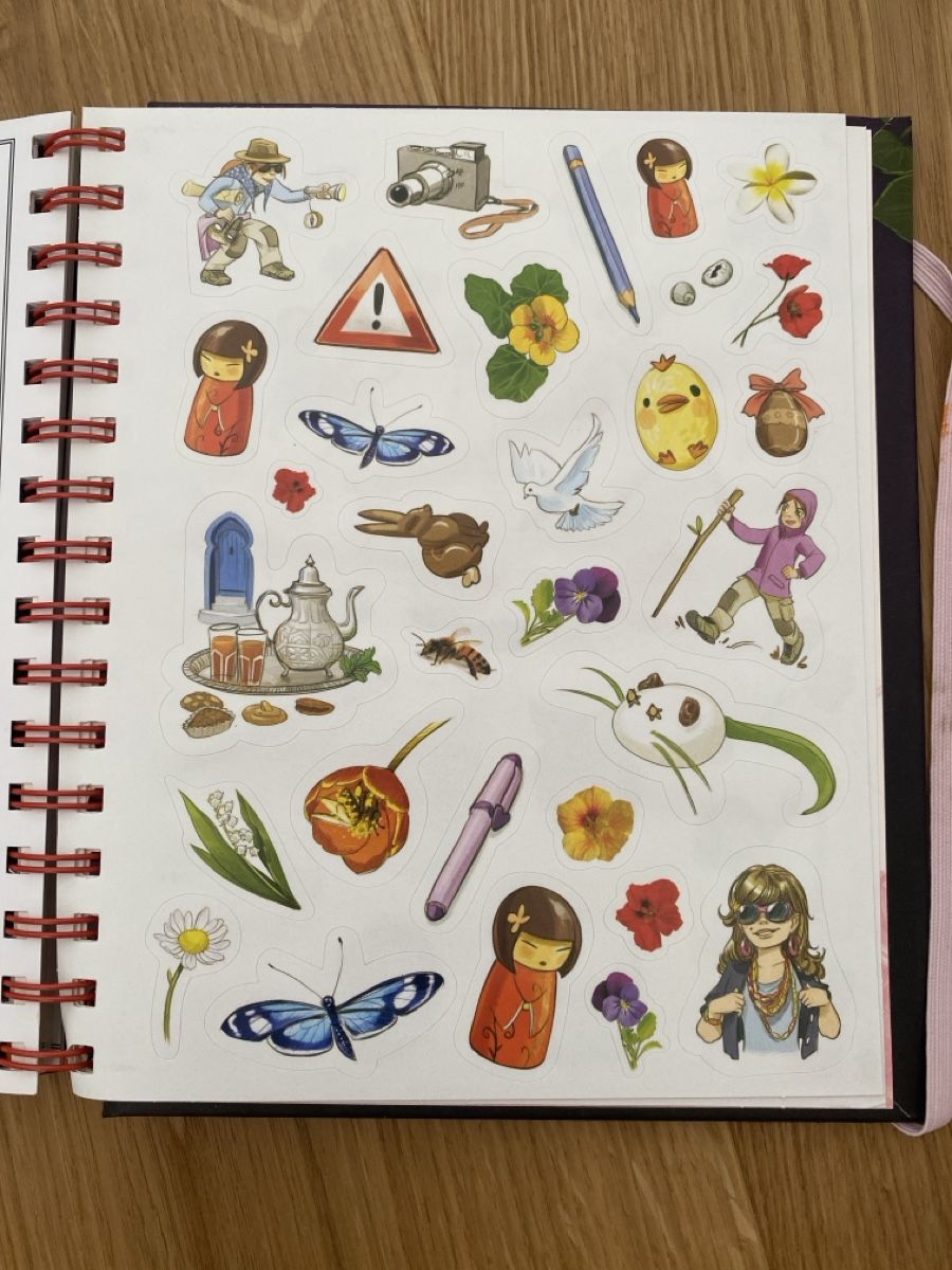 Livres: The Girls Book – D'occasion à Rothenfluh par myfra 5