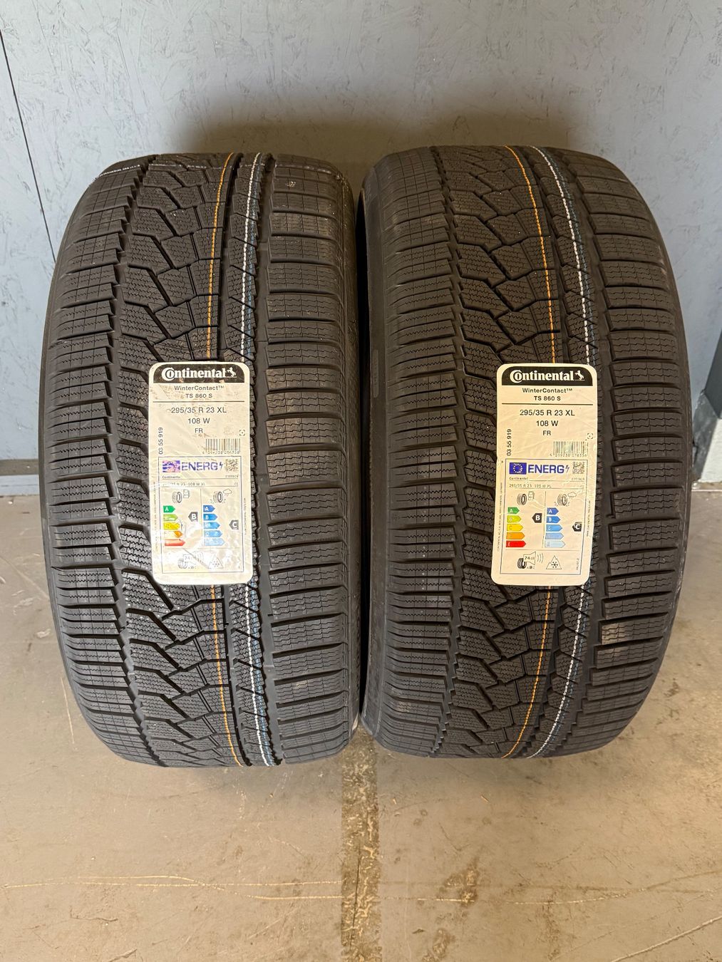 Continental Pneus & Kompletträder: Winterreifen 295/35R23 108W Continental – Neu und originalverpackt aus Gerlafingen von Pneu-Puric