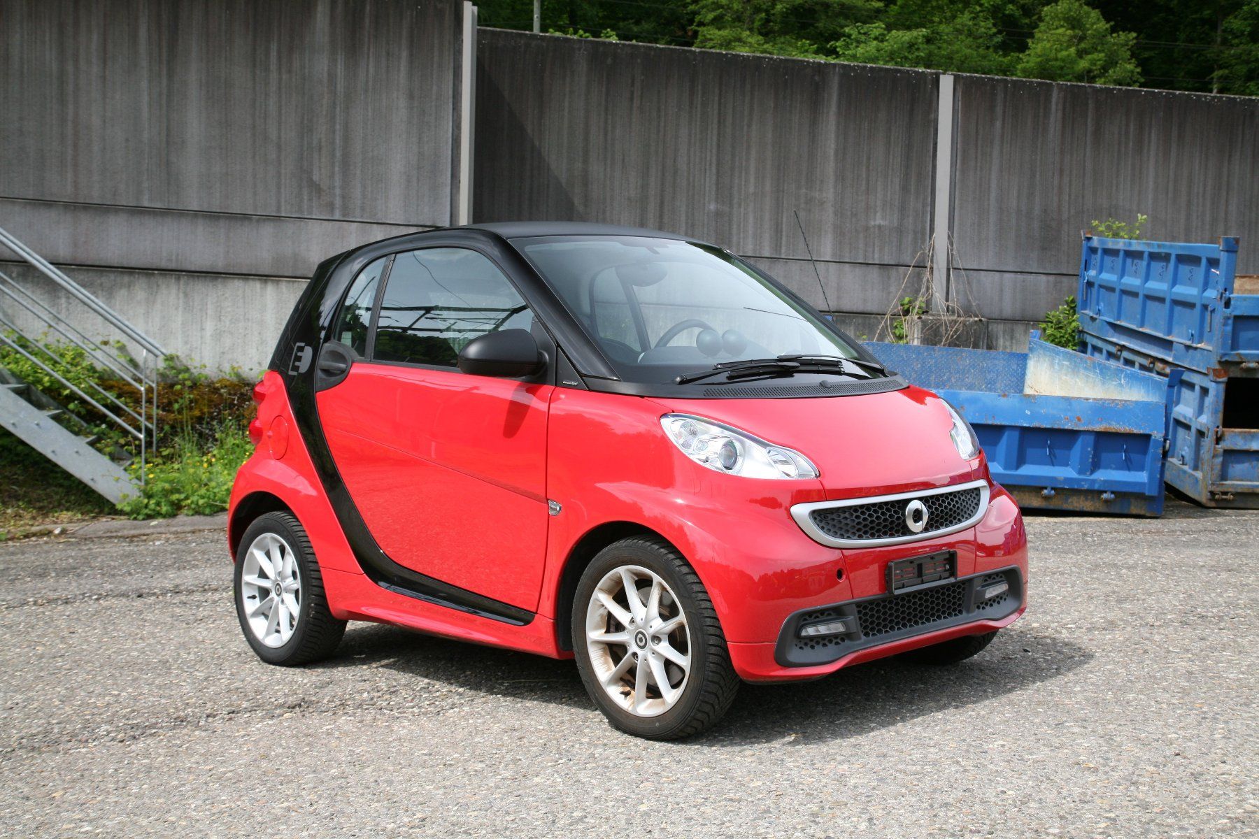 Smart Automobili: Smart Fortwo electric drive - wenig km – Usato da Magden venduto da CERS