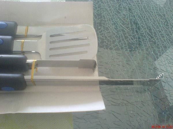 Set di posate: neues Barbecue Set – Nuovo (secondo la descrizione) da Oftringen venduto da andrax 2