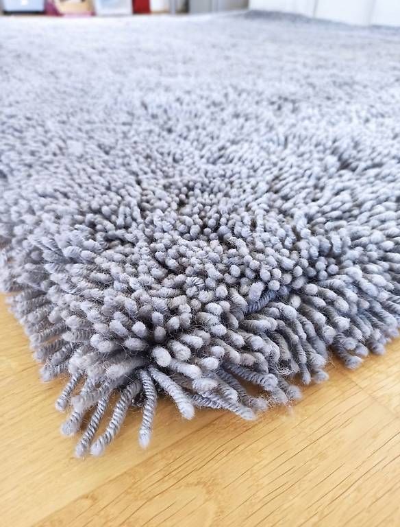 Teppiche: Kuschliger Hochflorteppich Teppich grau 200x300 – Gebraucht aus Meggen von frapar2007