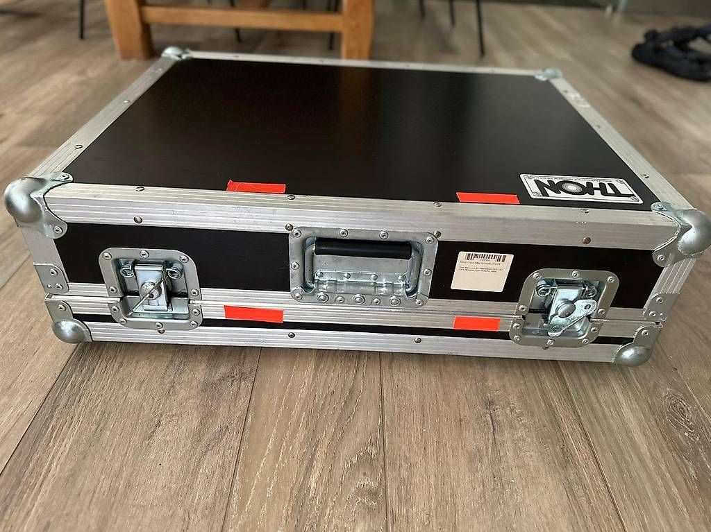 Platines de mixage: Mixer Allen & Heath ZED-24 + custodia – D'occasion à Contra par SGWalker 3