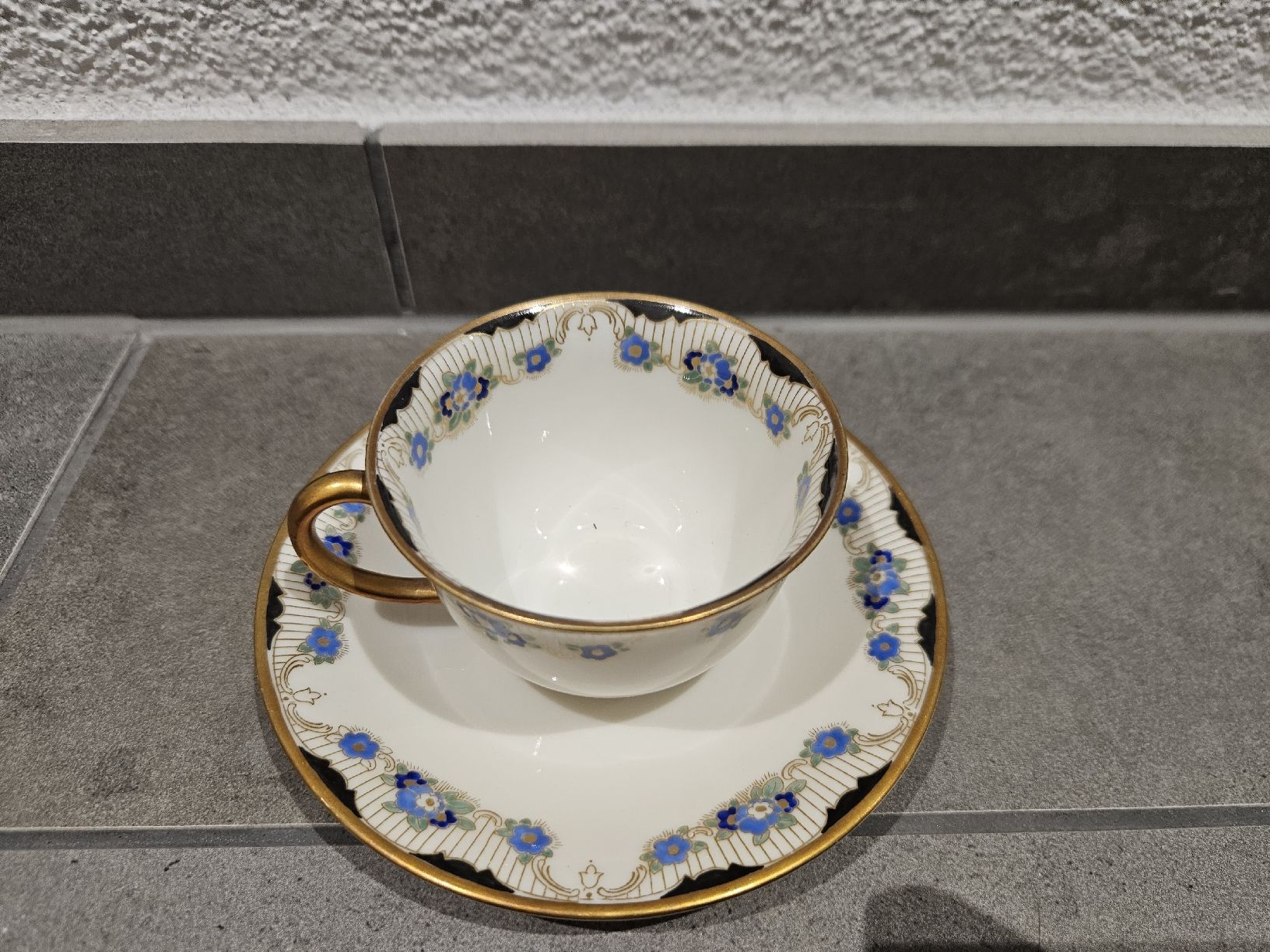 Tassen: Langenthaler Kaffeetasse mit Unterteller 37 – Gebraucht aus Heimenhausen von Saint-Michel3360 1
