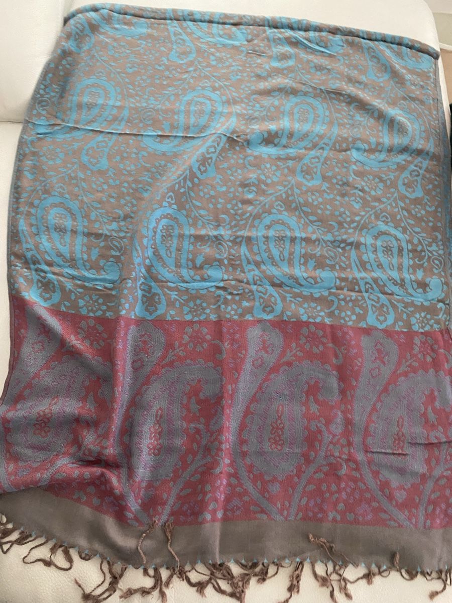 Foulards, Tücher & Schals: Pashmina Schal 🌸 – Gebraucht aus Opfikon von Luis144 2