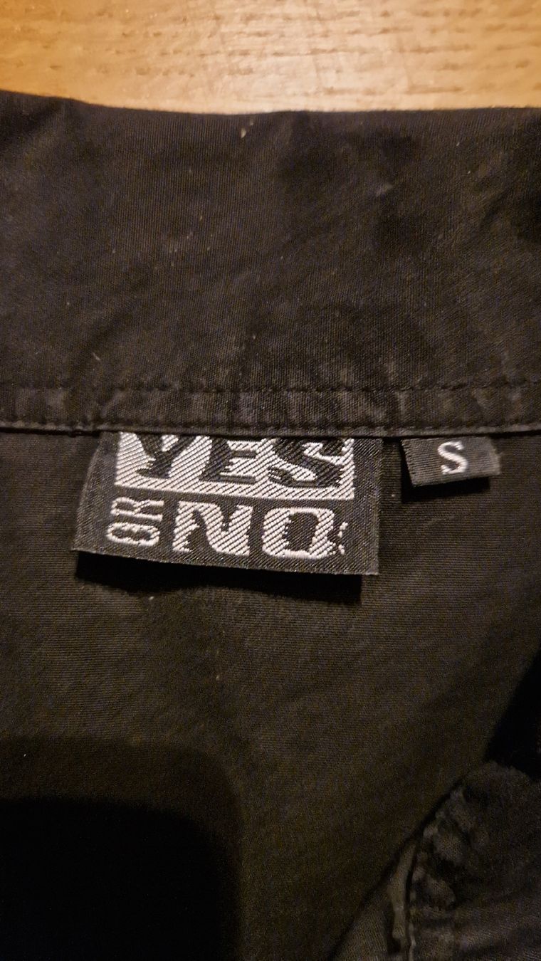 Yes Or No Camicette: Bluse Gr. S – Usato da Riehen venduto da Aconitum 1