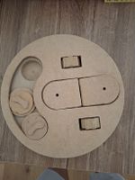 Hunde Intelligenzspielzeug Holz rund gebrauchter Zustand
