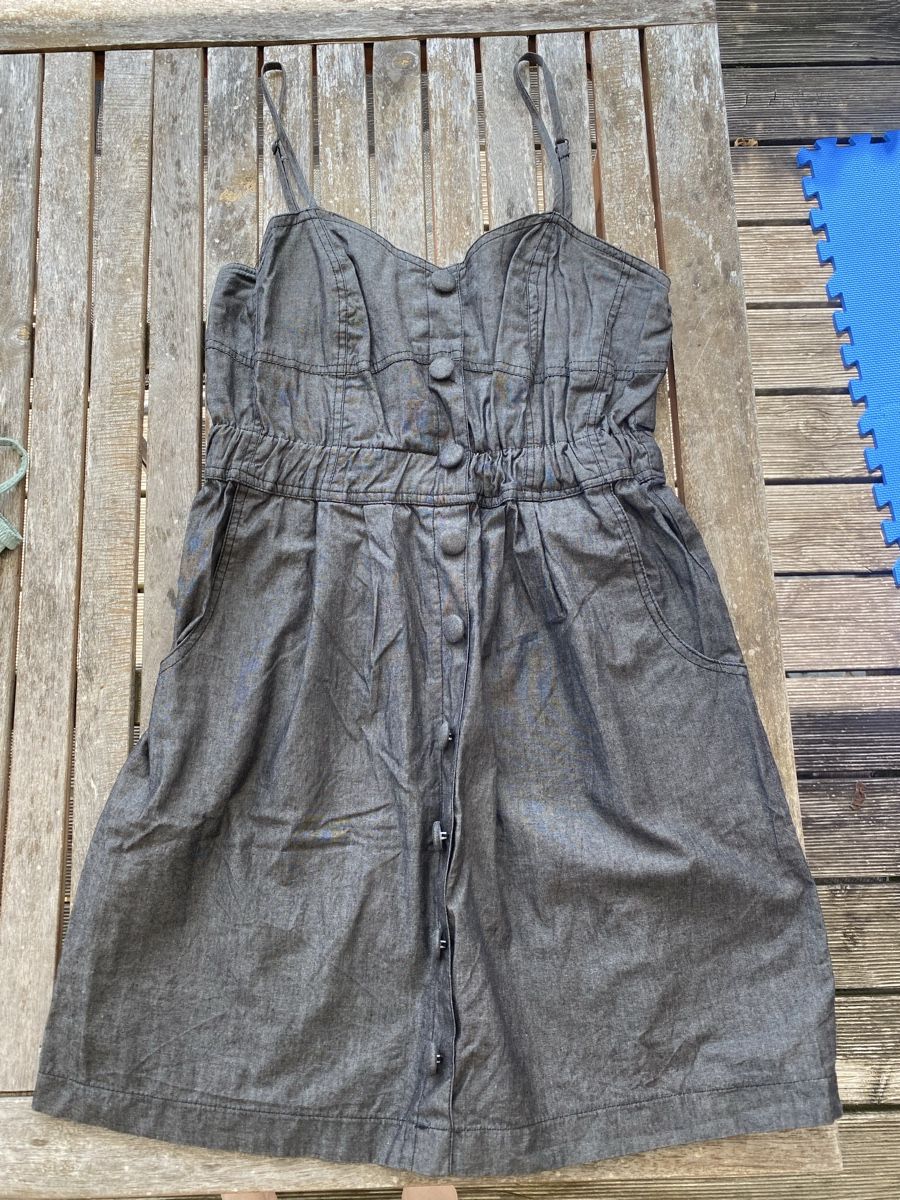 Lots de vêtements: Kleiderpaket, Grösse M – D'occasion à Biel-Benken BL par AngiSchaefer 1