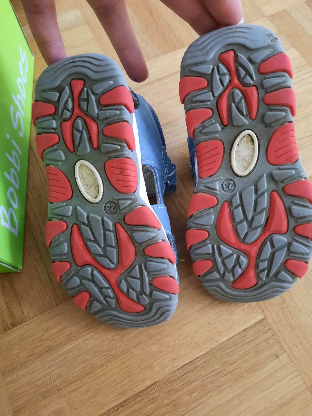 Scarpe per ragazzi: Kinder Sandaletten, Grösse 23 mit Originalverpackung – Usato da Ettingen venduto da Guggerin 2