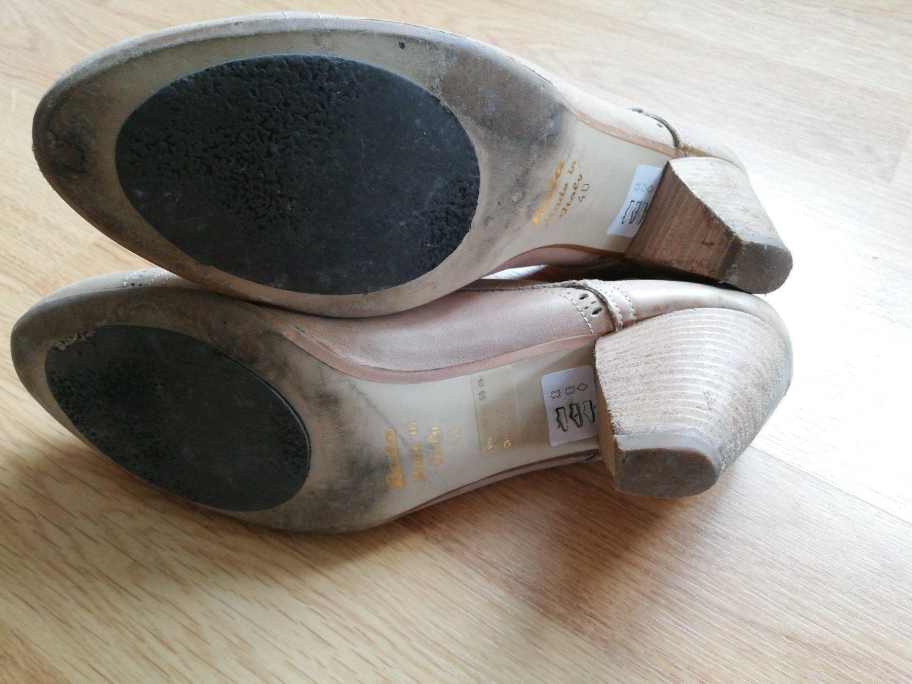 Chaussures femmes: Pumps Gr 40 – D'occasion à Büttikon AG par Amineah 4