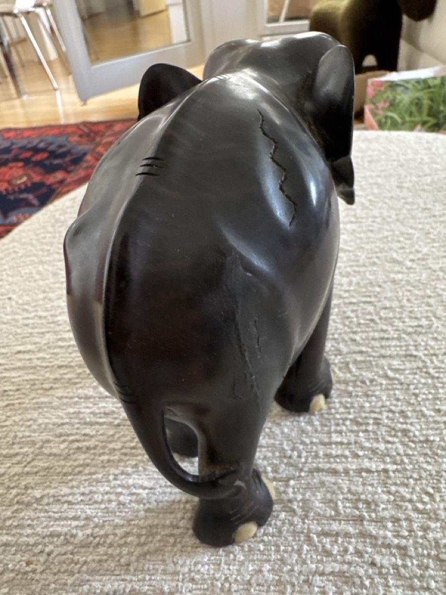 Sculture & Statue: Edler Elefant handgeschnitzt aus massivem Ebenholz / Harthol – Usato da Winterthur venduto da han_m89f 3