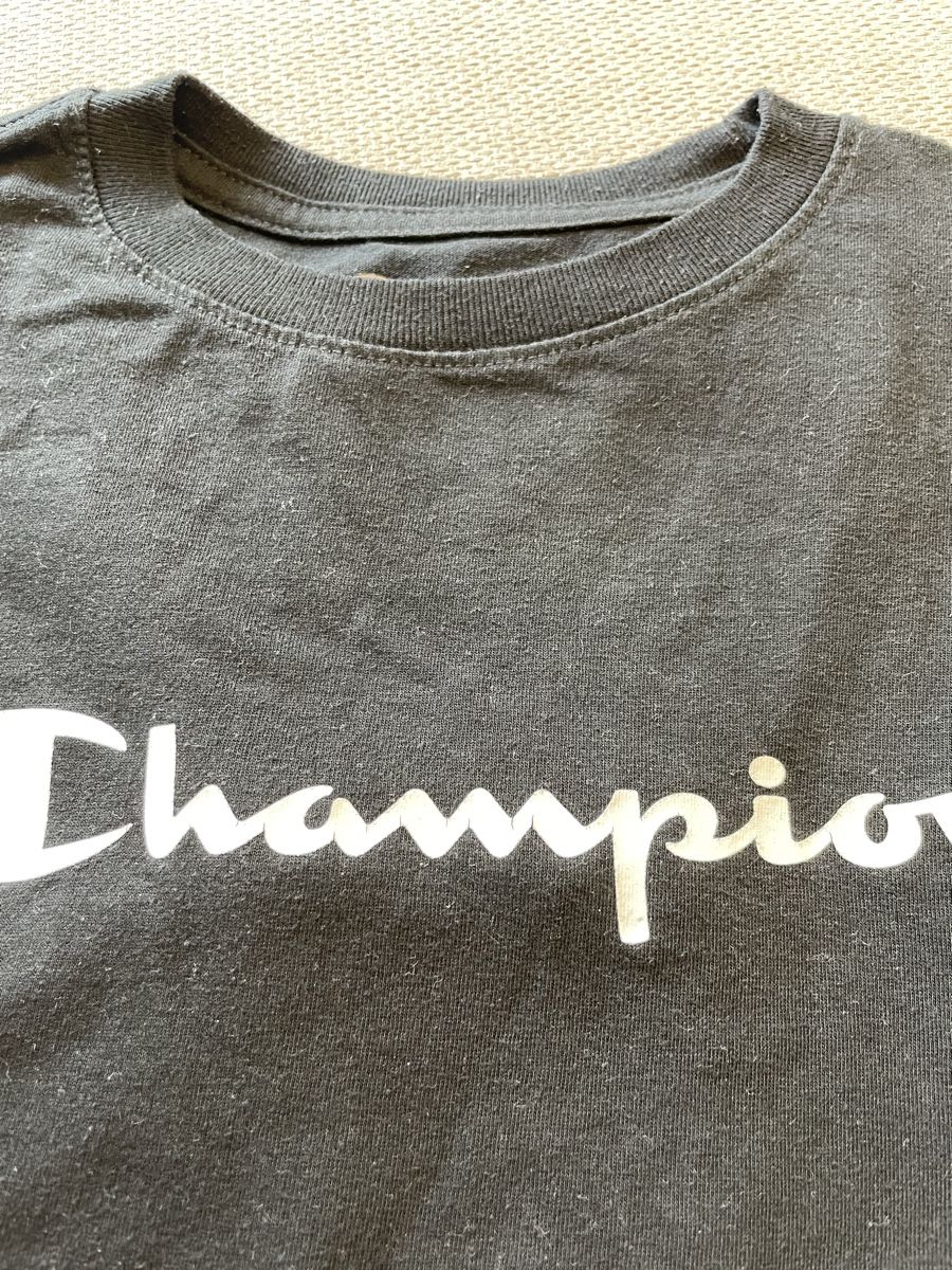 Champion T-shirt: T-Shirt Champion Grösse 6 – Usato da Goldswil venduto da Fisel