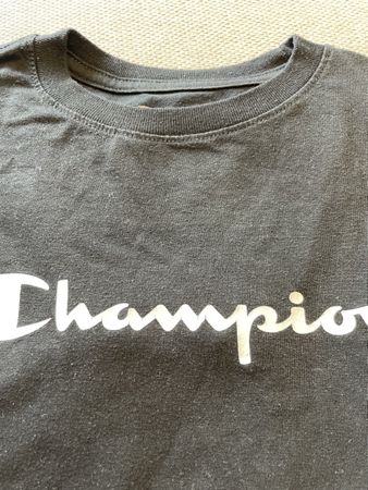 T-Shirt Champion Grösse 6