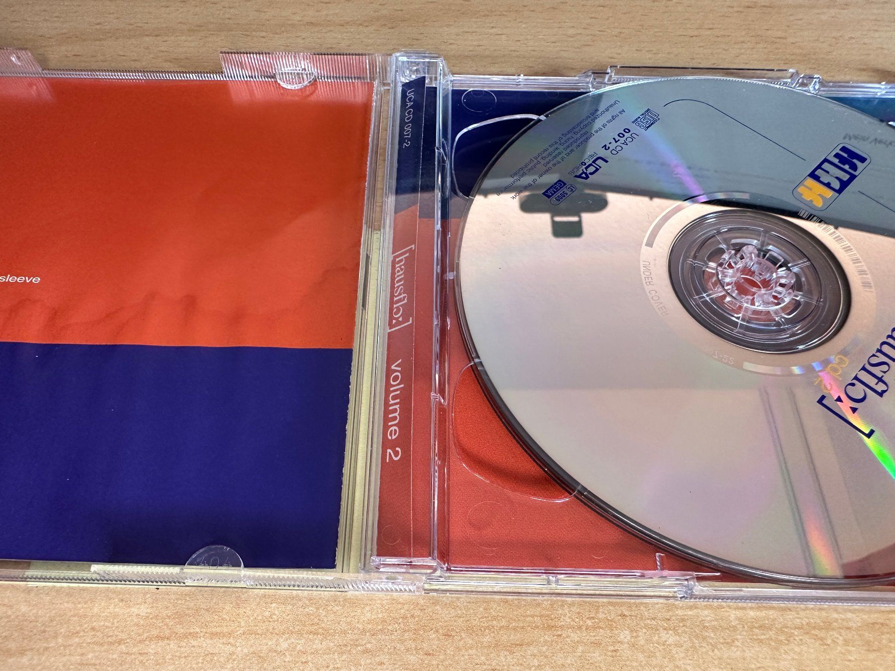 CD: Various – Housefloor - Volume 2 - 2 CD – Usato da Rikon im Tösstal venduto da Alpenmutz 2